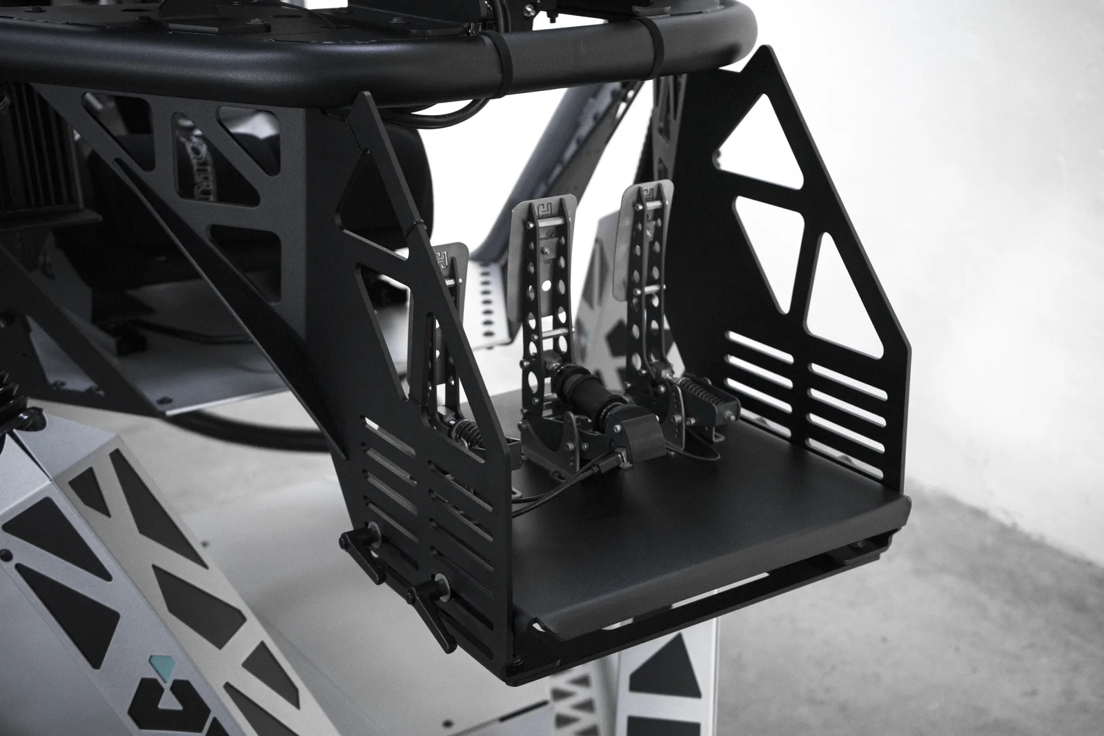 TORQ EVO 2 adjustable pedal deck detail