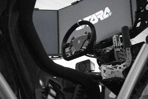TORQ EVO 2 - cockpit interior with triple-monitor setup